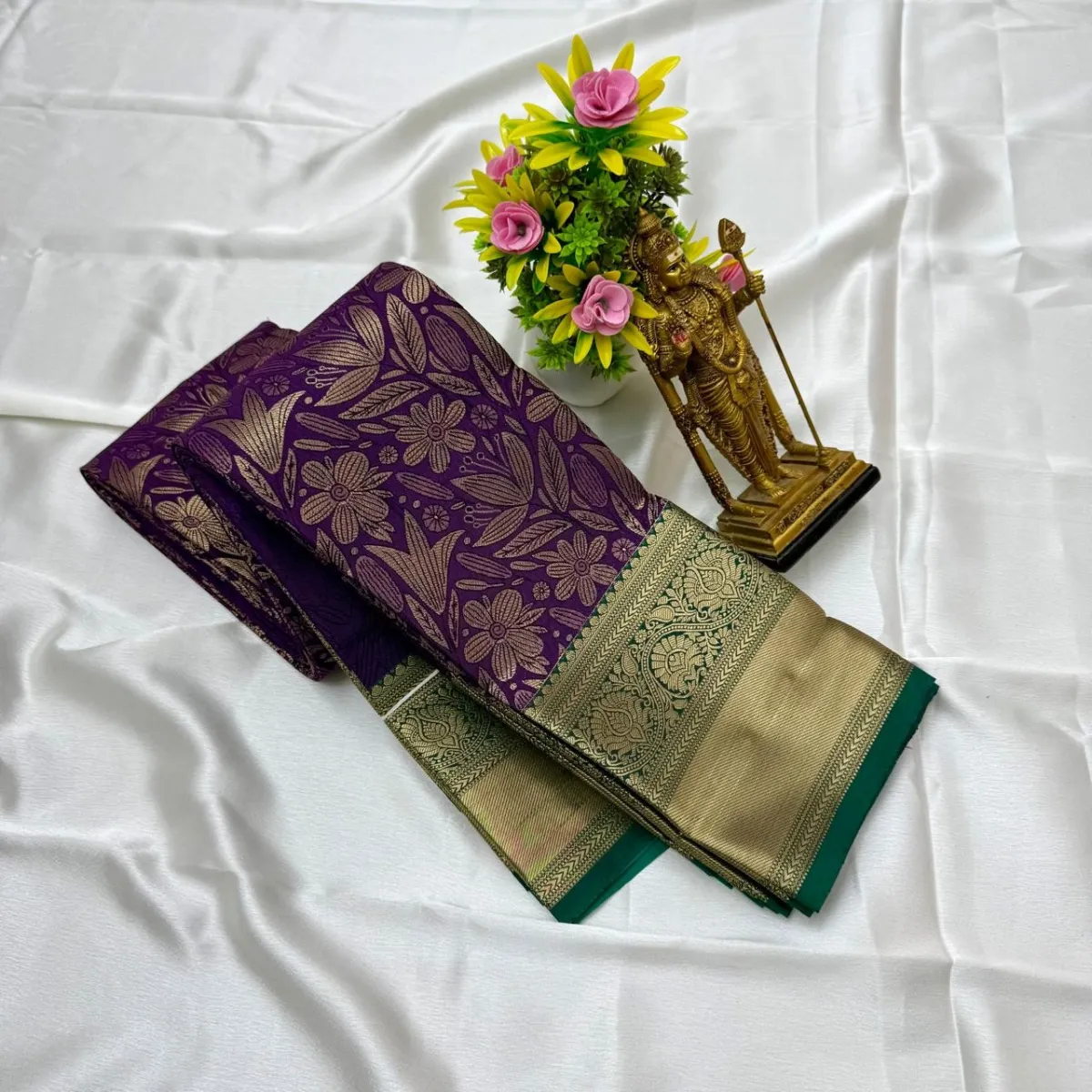 Mugurtham pattu