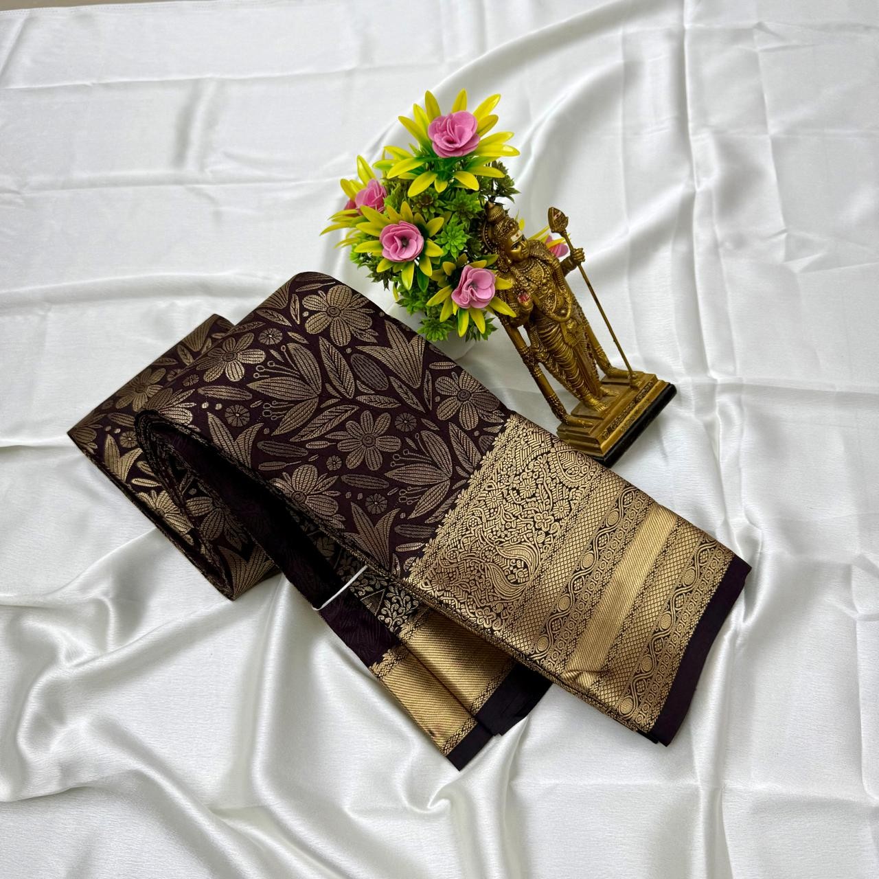 Mugurtham pattu