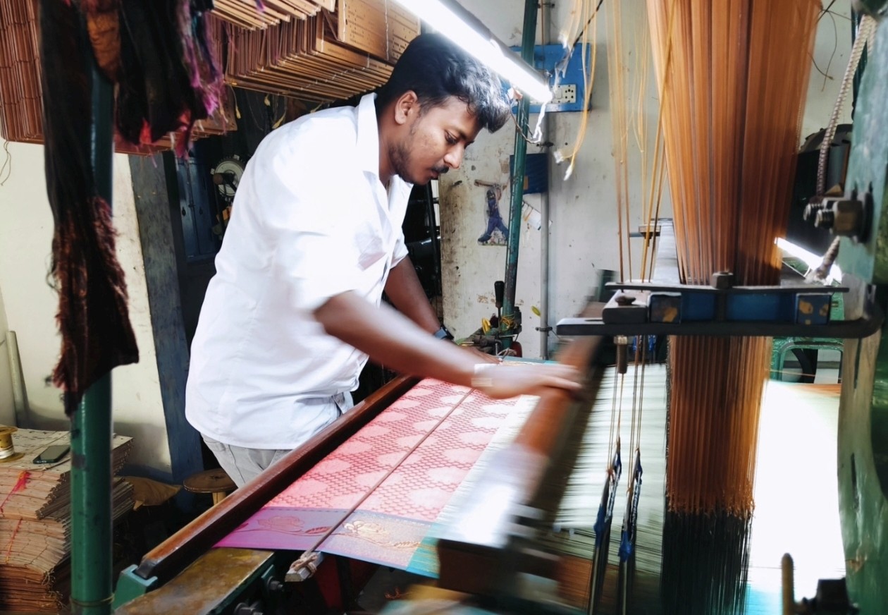 ANU SILKS promo